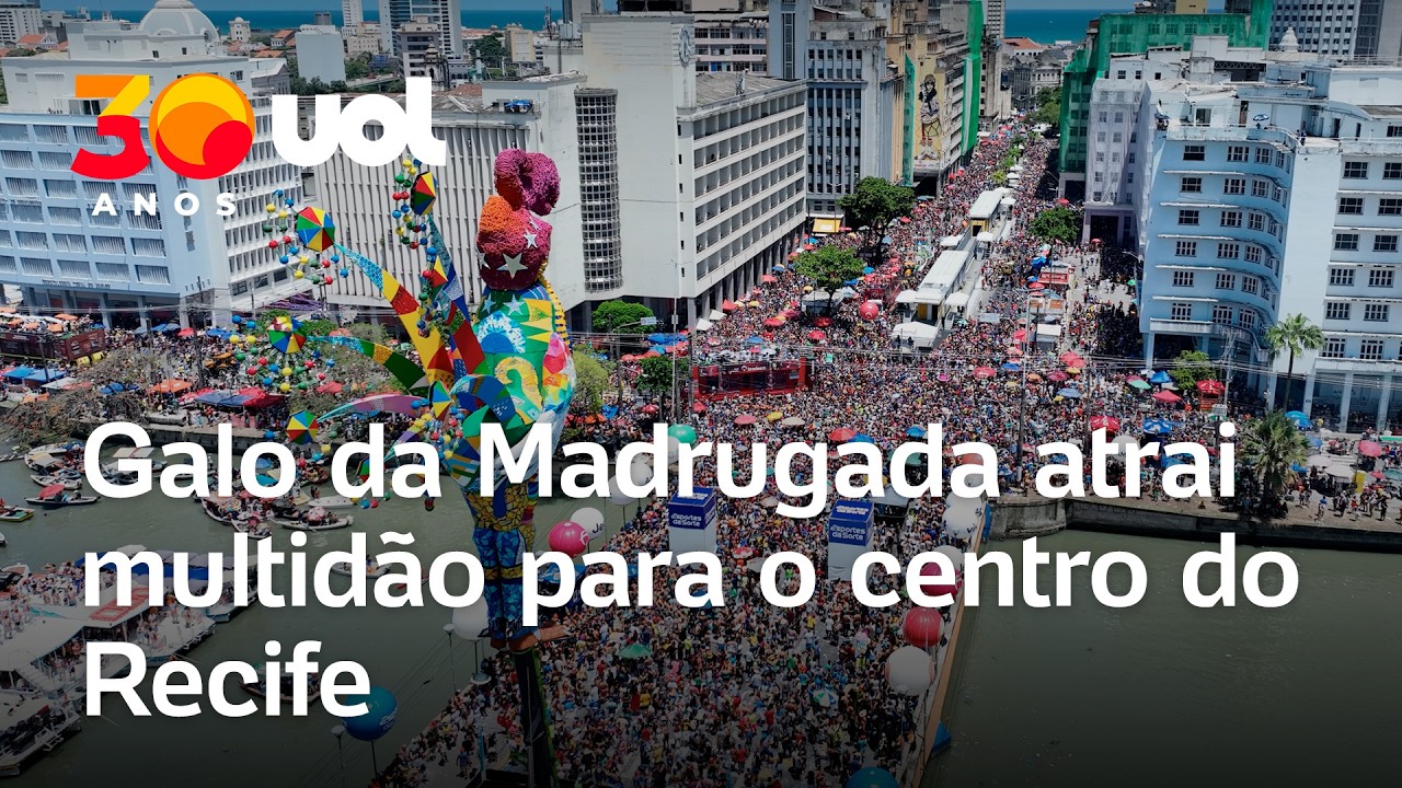 Carnaval: Galo da Madrugada atrai multidão no centro do Recife; veja imagens aéreas