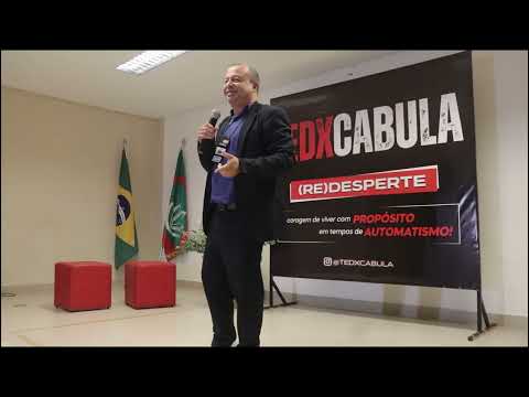(Re)desperte com Inteligência Artificial: assuma o controle | Marco Simões | TEDxCabula