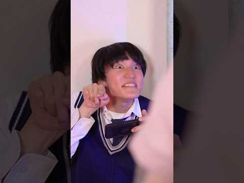 Mom VS Friend😂😂😂