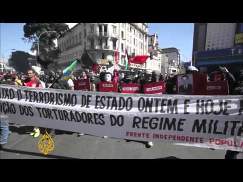 Brazil protesters disrupt Rio military parade