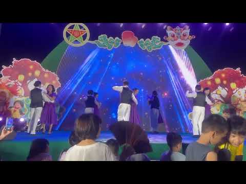 Vals Me Xi Can của CLB KV Vinhomes Thăng Long tại rằm trung thu