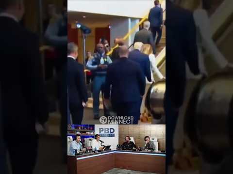 Escalator Stops Cold as Trump & Melania Step On