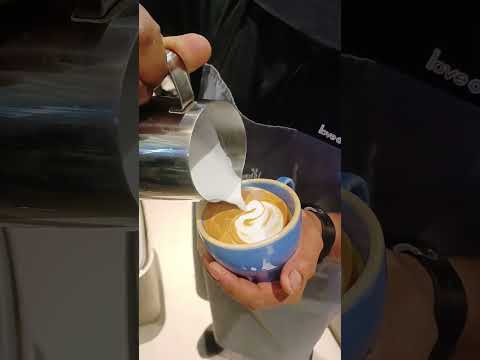 #leaf ______ #slow #latteeart #morning #shortvideo