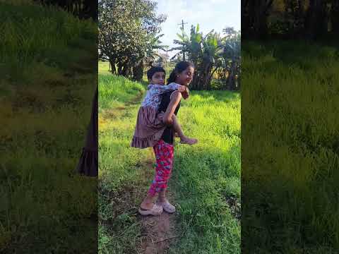 Akka thangiya phala #sisters #sisterhood #love #kanndacomedy#farming #trending #celebrity #viral