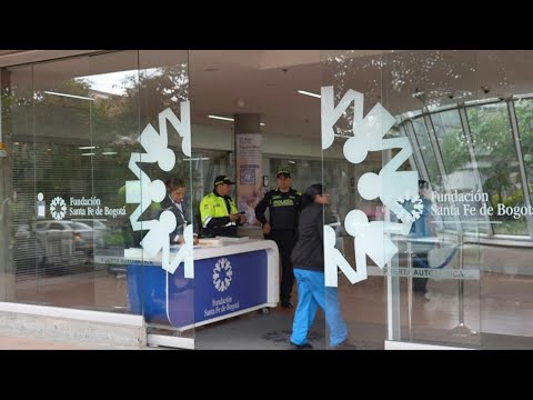 Exterior of clinic where Colombian presidential hopeful is in critical condition again | AFP