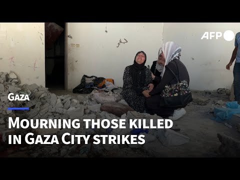 Palestinians mourn relatives killed in strike on Gaza City | AFP