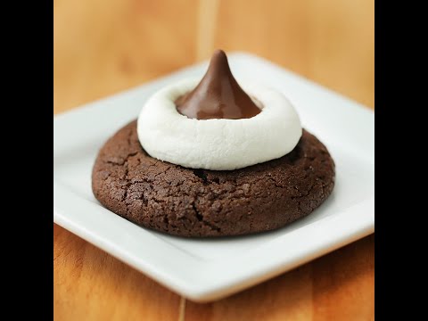 KISSES Hot Cocoa Cookies // Presented By HERSHEY'S Chocolate