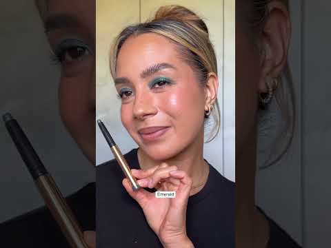 NEW Long-Wear Cream Shadow Stick Shade Try-On | Our Products | Bobbi
Brown Cosmetics