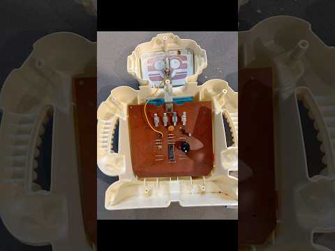 Restoring a Vintage Alphie Robot! #retro #vintage #aesthetic #vaporwave #robot #collector #90s #80s