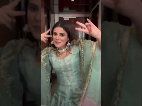 Bhangra 🌺 Punjabi #wedding #fashion #suit#shorts #shortvideo #daljitdosanj #punjabisong #trending