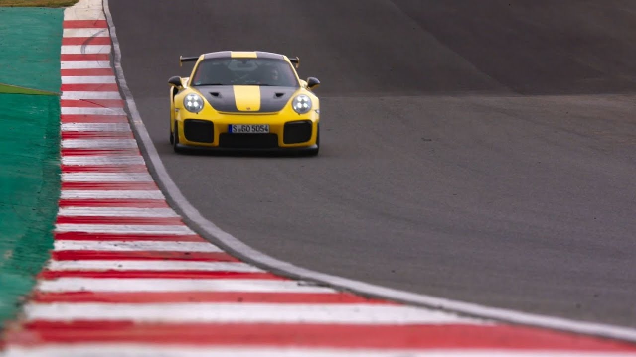 On the racetrack with the new 911 GT2 RS