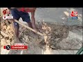 Mukhtar Ansari LIVE News: मुख्तार अंसारी की मौत के बाद कब्रिस्तान में जुटने लगे हजारों मुसलमान  - 00:00 min - News - Video