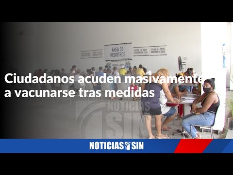 Ciudadanos acuden masivamente a vacunarse tras medidas