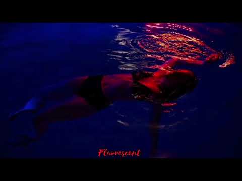 Hot Girl(bodies bodies bodies) - Charli XCX (Tradução)