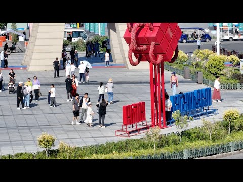 Explore the Sino-Kazakh border cooperation center in Xinjiang's Horgos