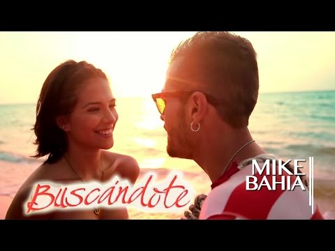 Mike Bahía - Buscándote l Video Oficial ®