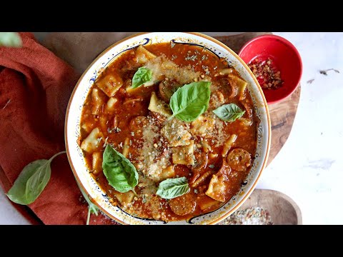 30-Minute Mini Ravioli Soup