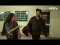 Republic Day Special | Jai Jawan: Anil Kapoor Plays Badminton With Air Force Soldiers  - 01:16 min - News - Video