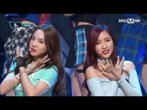 TWICE「Like OOH AHHOOH AHH」(2015年11月5日放送「M COUNTDOWN」)