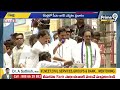 జగన్ కి ఓటు వేస్తే పథకాలు కొనసాగింపు..బాబు కి ఓటు వేస్తే ముగింపు | Jagan ElectionCamapaign | Prime9  - 04:05 min - News - Video