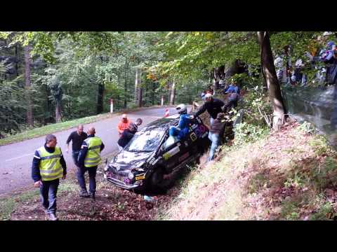 Renault Twingo R1 crash sur la S8 - Rallye de France Alsace 2013 - JWRC (164 Folb-Pujol) 