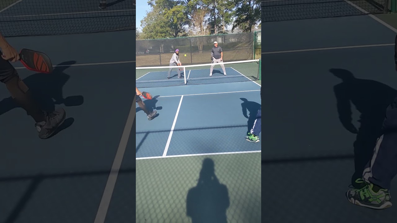 Drive down the middle #pickleballskills #pickleballplayers #pickleball