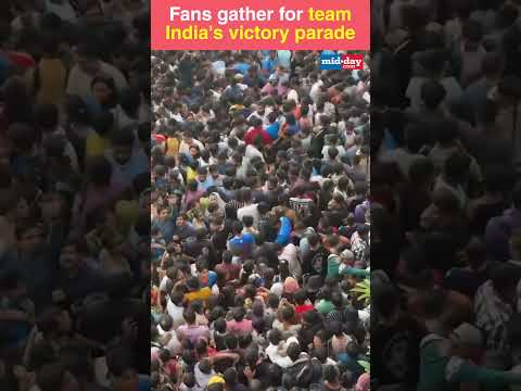 Thousands of fans gather for team Indias victory parade