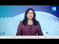 Saidabad ASI Uma Devi Suspended For Violating Election Code, Gives Hug To BJP Leader Madhavi Latha  - 01:11 min - News - Video