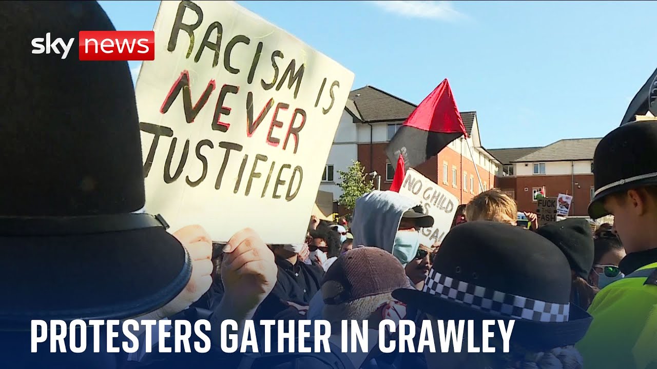 Hundreds attend protest outside hotel for asylum seekers in West Sussex