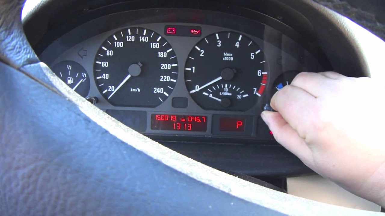 How to set clock in bmw 323i #2