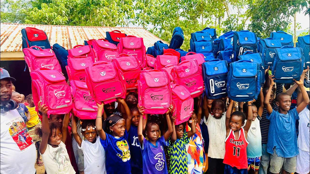 Conakry Nouvelles FOURNITURES SCOLAIRES ECOLE PRIMAIRE DE MANGATA CENTRE COYAH