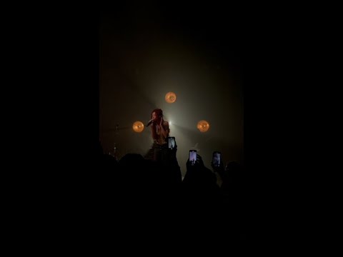 Ravyn Lenae Venom (Live)