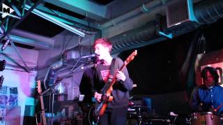 LoneLady - Groove It Out (live at Rough Trade East in-store)
