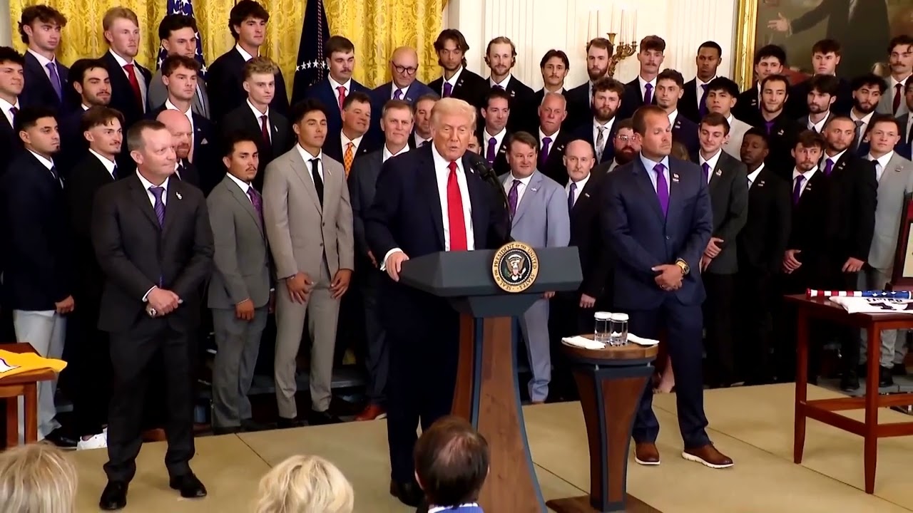 Trump begins demolition to prepare for White House ballroom | REUTERS