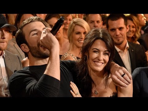Sam Hunt EMBARRASSES Fiancee In Most Adorable Way At 2017 ACM Awards