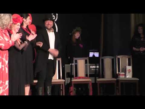 19.03.2023 Spektakl "Rozważania o mowie naszej" Amatorskiego Teatru Rozmaitości - zakończenie.