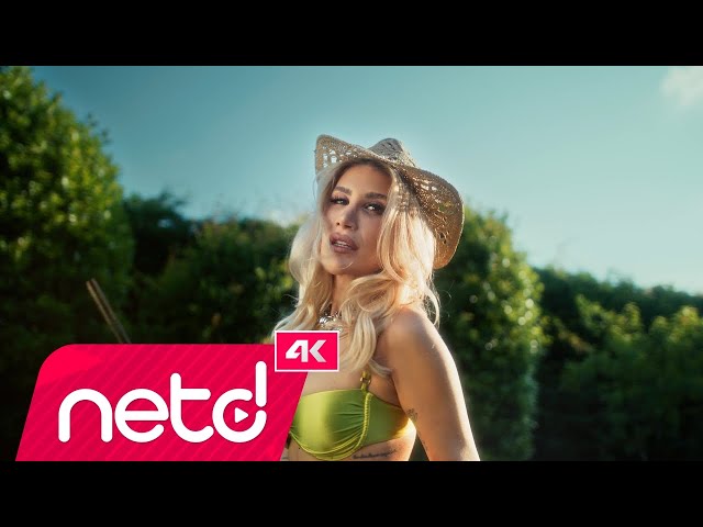 İrem Derici - Kabul