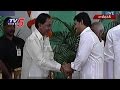 KCR and Chandrababu Shake Hands with YS Jagan