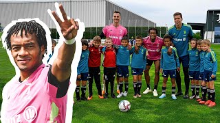 🎯? Shooting practice with the fans | Juventus Training