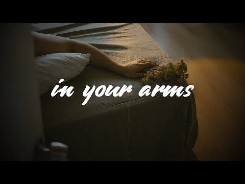 sombr - in your arms (Lyrics)