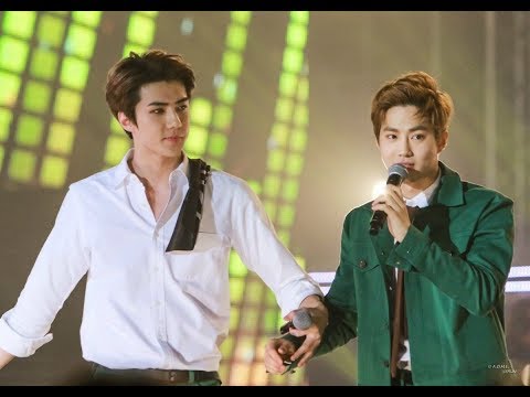 EXO 'First Love' HUNHO MOMENT
