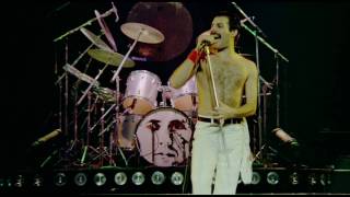 Under Pressure (Live At The Montreal Forum)