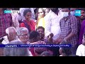 Fan Imitating CM Jagan Style | సీఎం జగన్ ఫిదా.. | Memantha Siddham Public Meeting | @SakshiTV  - 01:11 min - News - Video