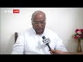 Congress President Election: इस चुनाव में गांधी परिवार शामिल नहीं है - Mallikarjun Kharge  - 07:17 min - News - Video