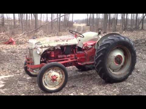 1946 8N ford tractor