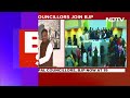 Chandigarh Mayor Polls: Ahead Of SC Hearing, Chandigarh Mayor Quits, 3 AAP Councillors Join BJP  - 04:43 min - News - Video