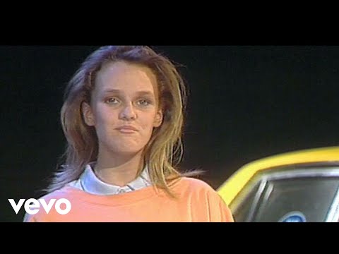 Vanessa Paradis - Joe Le Taxi (Clip Officiel remasterisé)