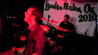 The Vigilantes- &quot;Too Old To Work, Too Young To Die&quot; Live