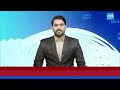 కన్నీళ్లు పెట్టిస్తున్న వీడియో | Public Fires on Chandrababu | Food Court Shops Removal |@SakshiTV - 01:02 min - News - Video