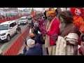 PM Modi के Road Show में Ayodhya के साधु-संतों ने बरसाए फूल, PM Modi ने किया अभिवादन | Aaj Tak  - 03:00 min - News - Video